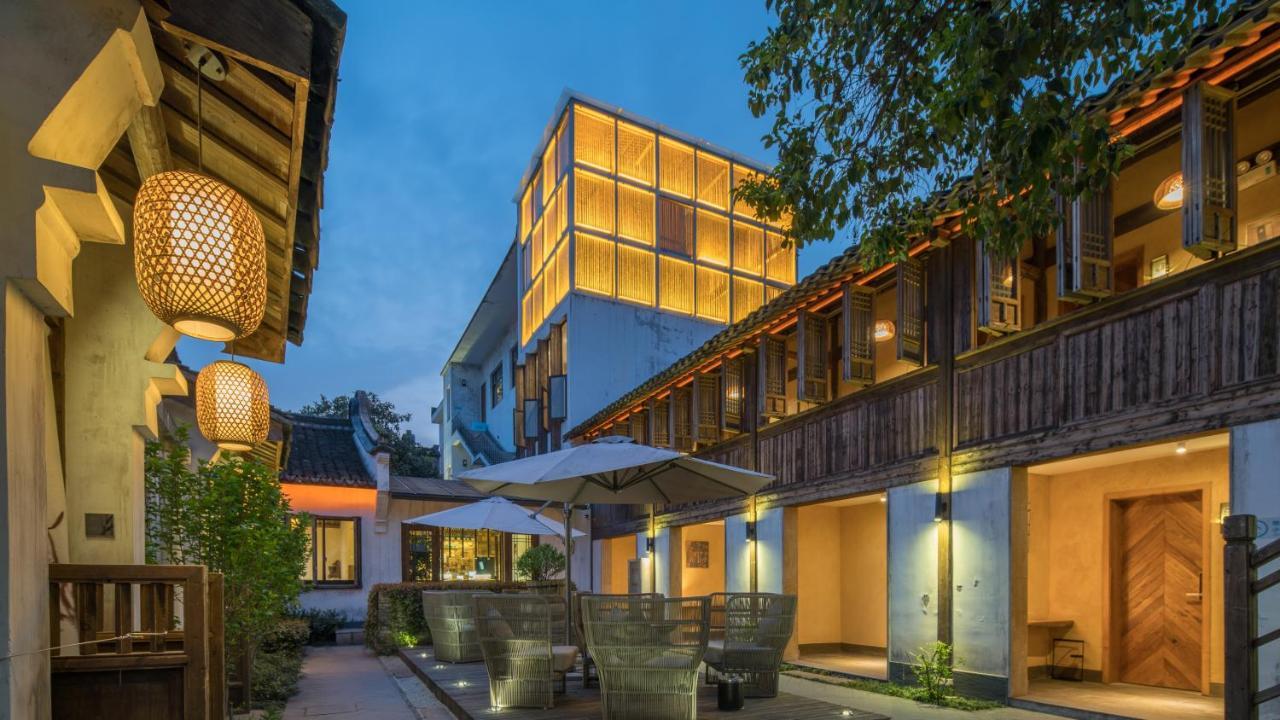 Floral Hotel - Yuexiang Inn Wuzhen Jiaxing Exteriör bild