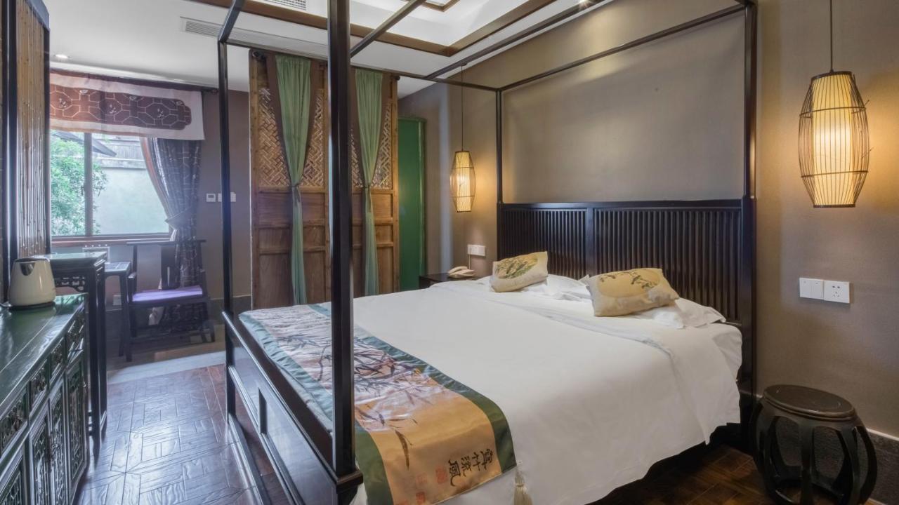 Floral Hotel - Yuexiang Inn Wuzhen Jiaxing Exteriör bild