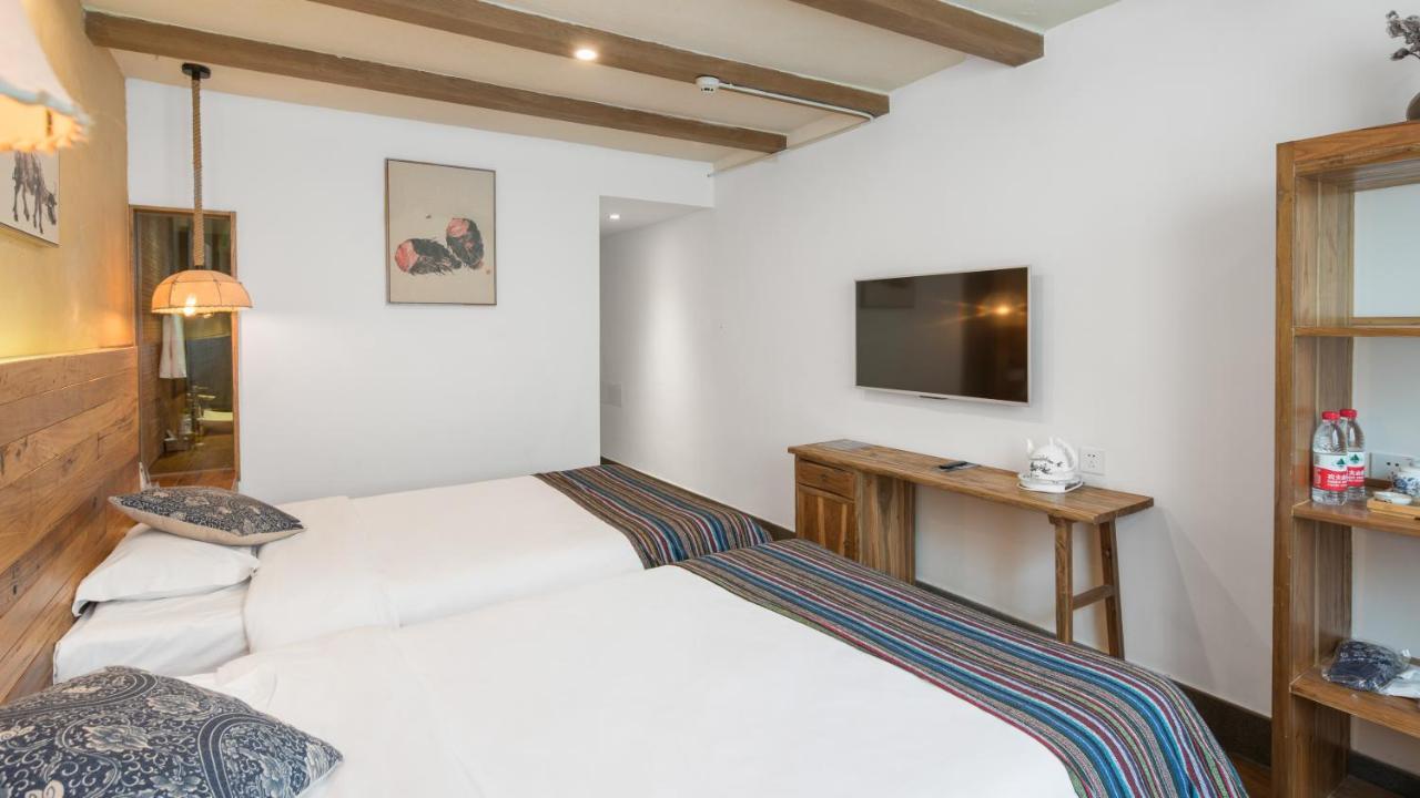 Floral Hotel - Yuexiang Inn Wuzhen Jiaxing Exteriör bild