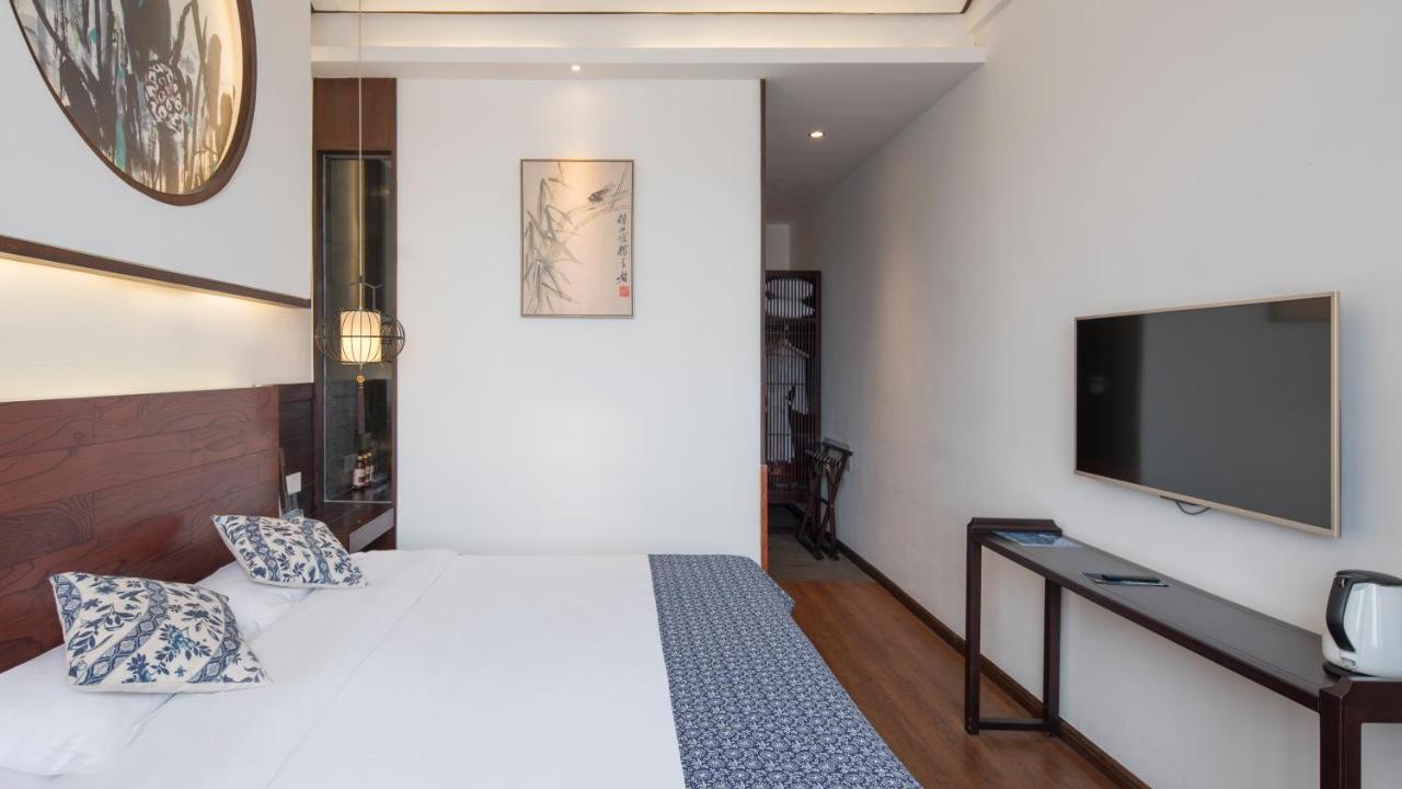 Floral Hotel - Yuexiang Inn Wuzhen Jiaxing Exteriör bild